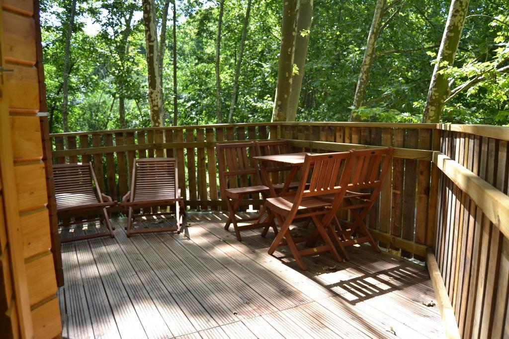 Camping L'Alguer Les Planes d'Hostoles Exterior foto