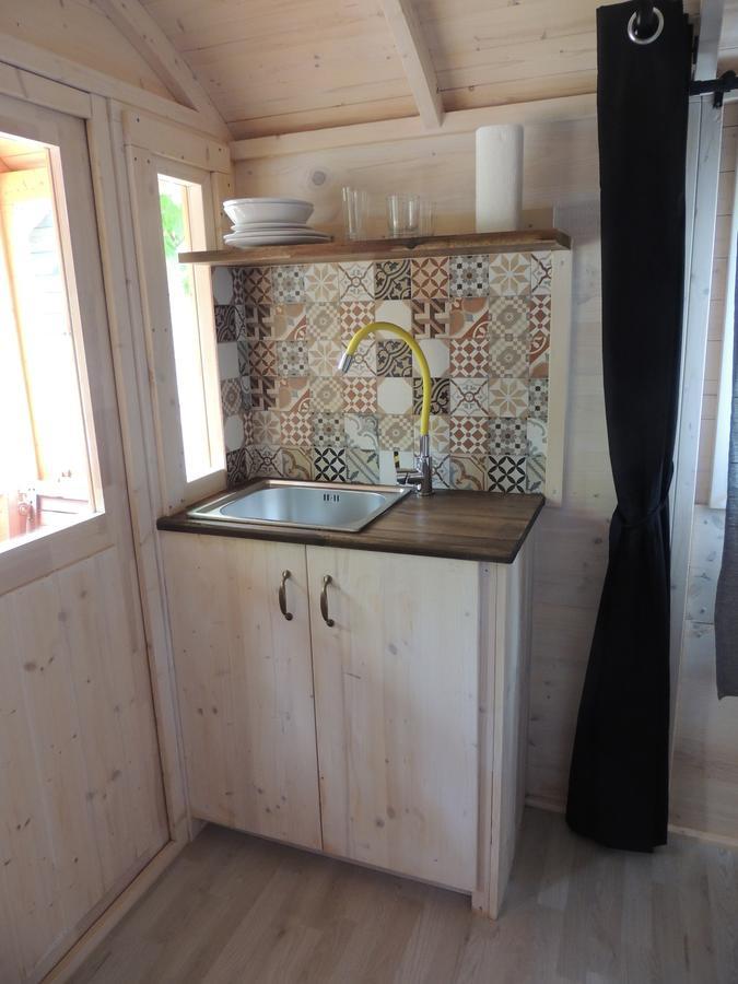 Camping L'Alguer Les Planes d'Hostoles Exterior foto